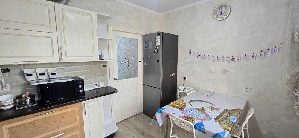 3 комн Наурыз 4 эт 94 кв.м.