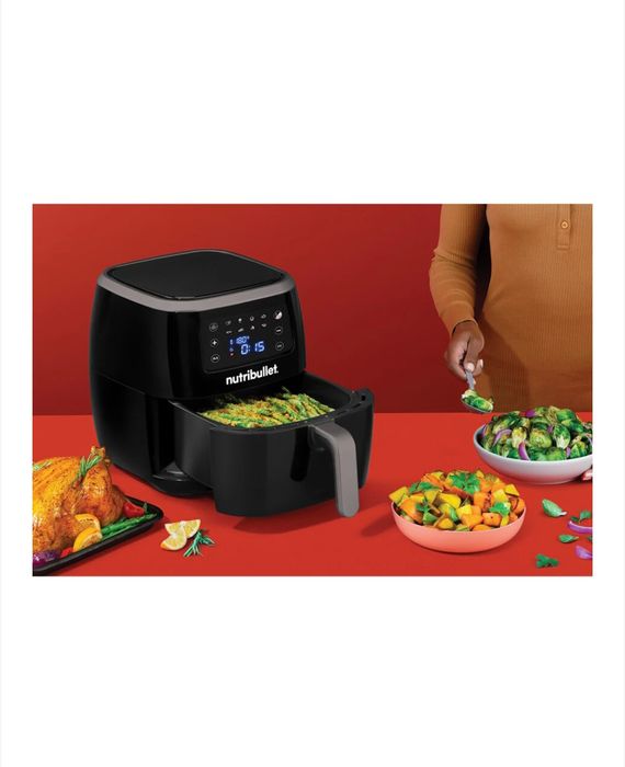 Fripteuza cu aer cald.