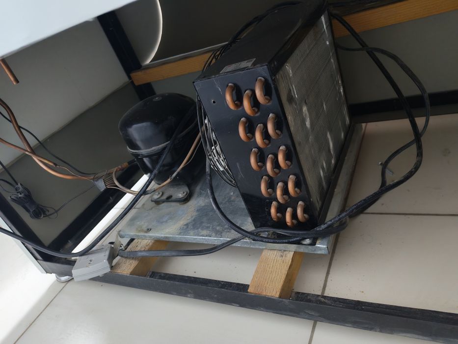 СРОЧНО Холодильник  сатылады