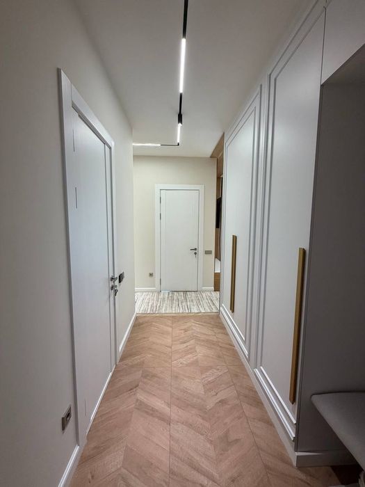 Mirabad Avenue Продается 3 комнатная квартира ремонт Госпитальный