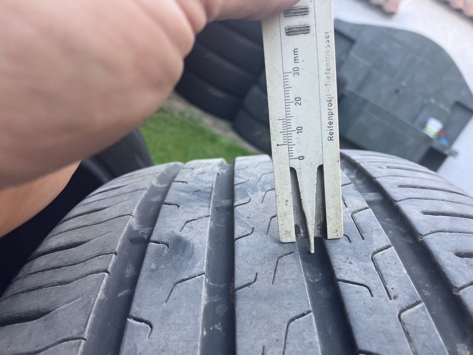 Гуми 235/55/19 Continental