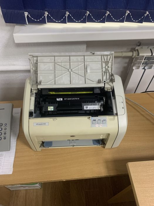 Продается принтер HP LaserJet 1018