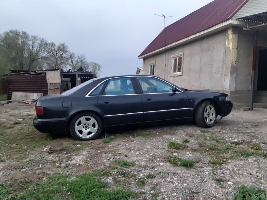 Продам ауди а8 д2