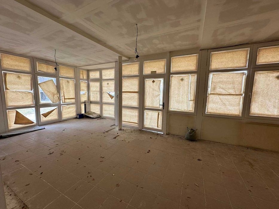 Продава се Заведение в Пловдив, Център - 61 кв.м за 689 €/кв.м - Снимка #1