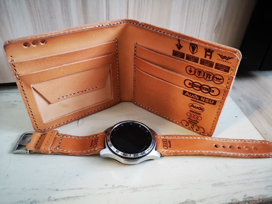 Лазерно гравирани дървени ключодържатели и кучешки медальони.