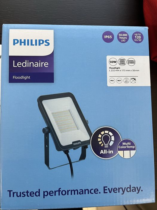 LED прожектор FHILIPS