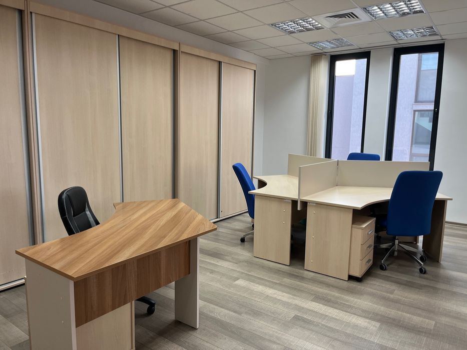 Birou cu 2 camere 50 mp Romcom Business Center Oradea Doja 49A