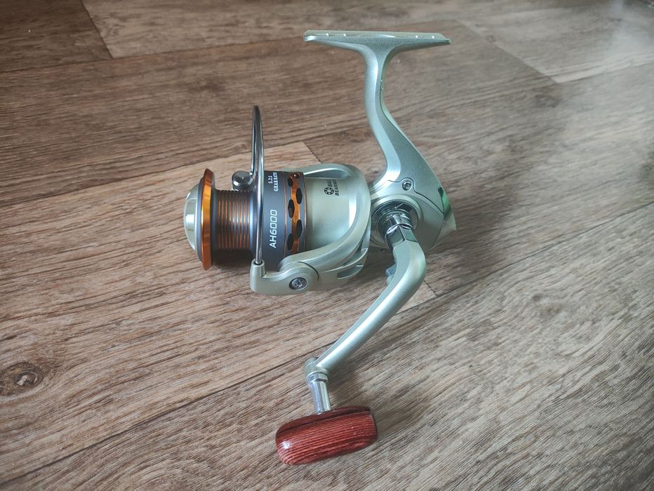 Спиннинговая катушка. Новая