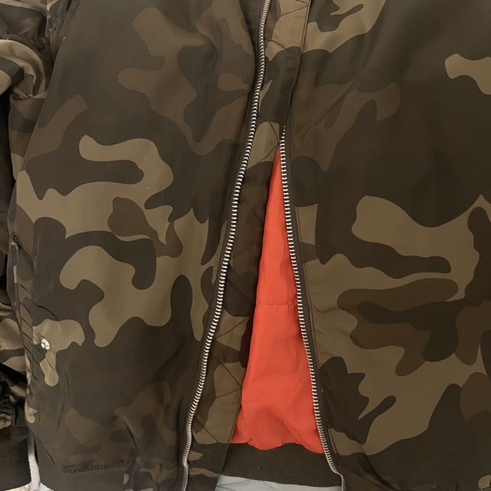 Продам бомбер демисезон