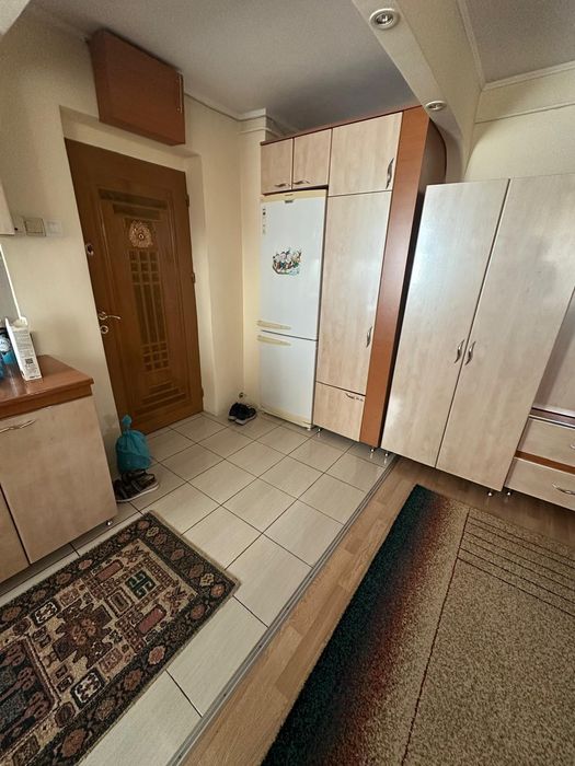 Închiriez apartament Marasesti
