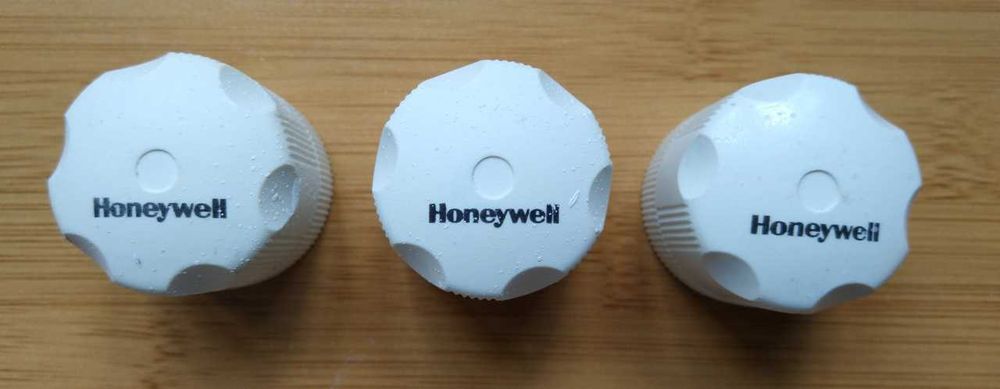 Радиаторен вентил Honeywell - 3 броя, нови
