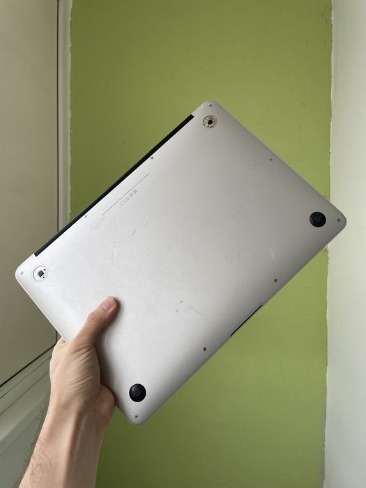 MacBook Air 13 (Early 2014), Core i5, 4 ГБ ОЗУ