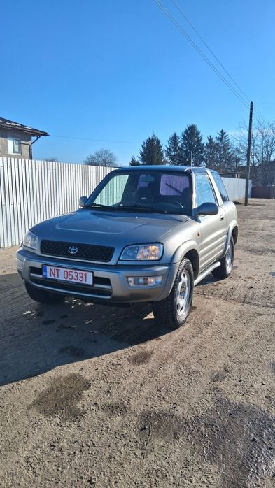 Toyota Raw 4 impecabilă