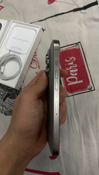 Айфон 15 про серый