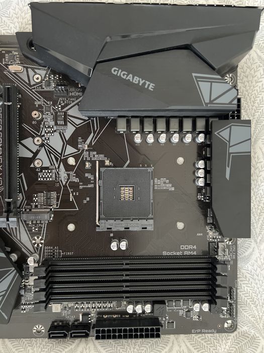 Placa de baza Gigabyte B550 Gaming X V2 (rev. 1.3) – In garantie