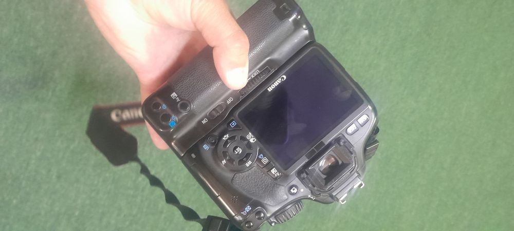 Canon 550d hali yangi