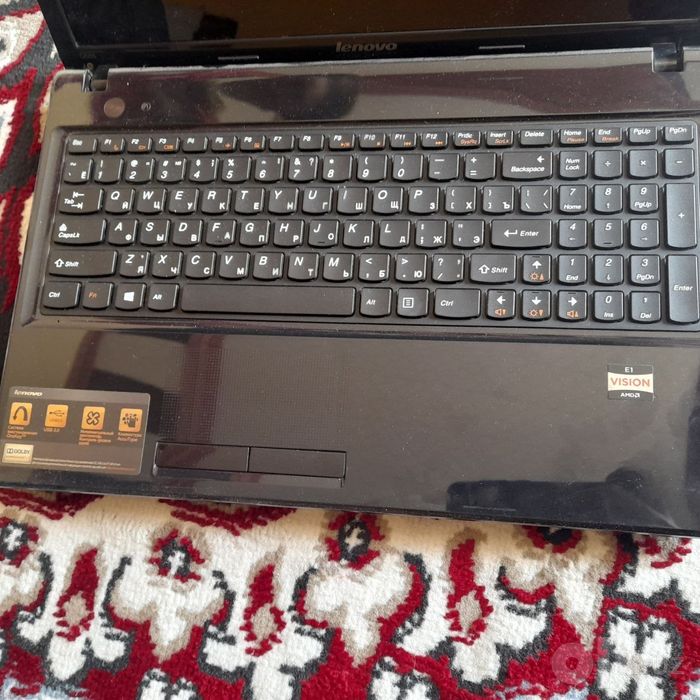 Noutbuk lenovo sotiladi