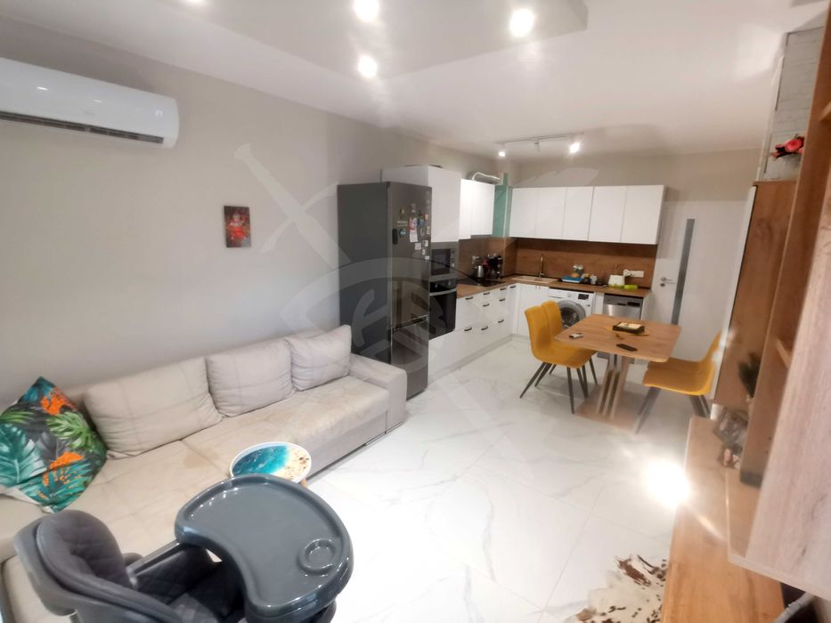 Продава се Двустаен апартамент в Бургас, Меден рудник - зона В - 63 кв.м за 1493 €/кв.м - Снимка #3