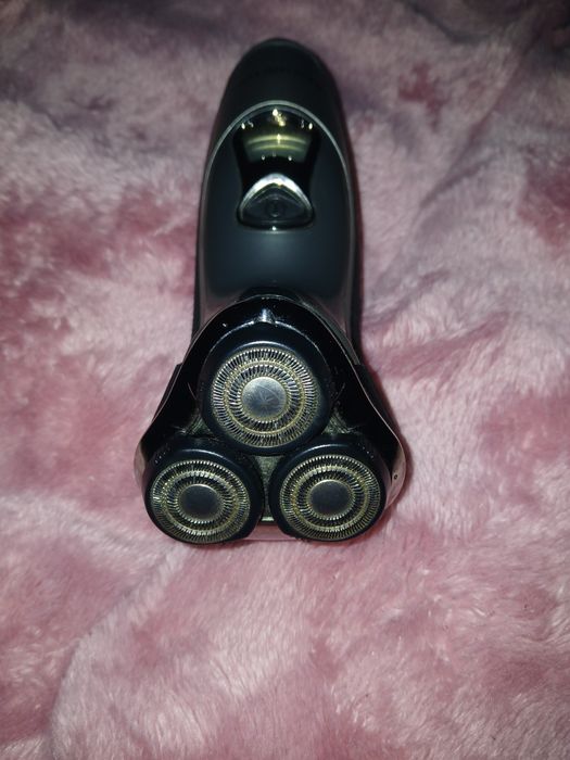 Vand aparat de ras remington