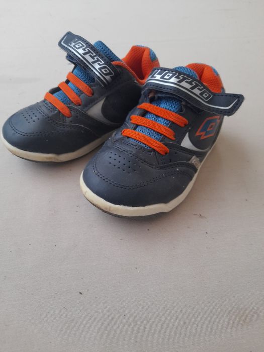 Papuci copii diferite marimi