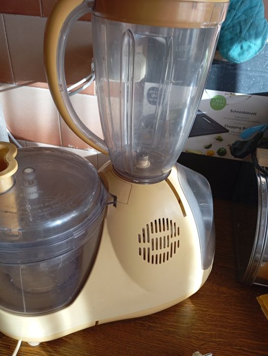 Vând robot bucătărie PlatiniumPro Kit 666.stare funcționareexcelentă