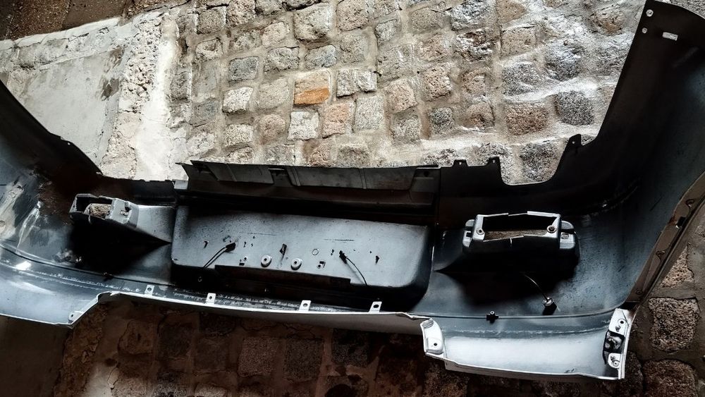 Задна броня за Митсубиши аутлендър