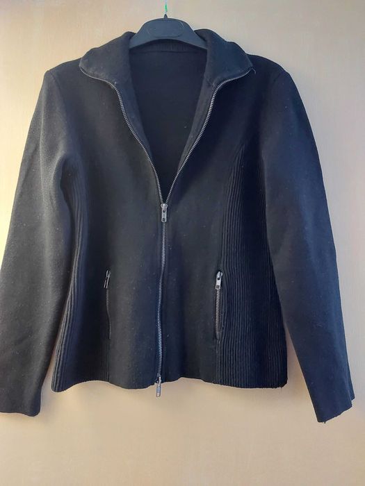 Jacheta bleumarin cu fermoar