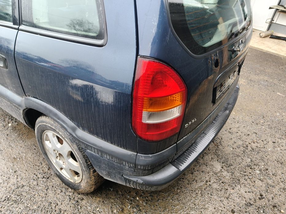 Piese motor cutie pompa stop bara far egr jug punte Opel Zafira a 2.0d