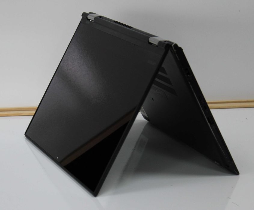 Лаптоп Lenovo ThinkPad Yoga 370 Touchscreen I5/8GB/128 SSD