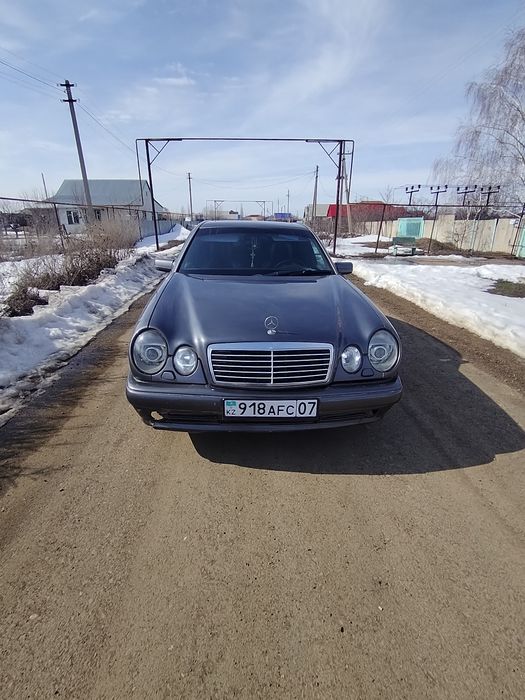 Продам Мерседес 210