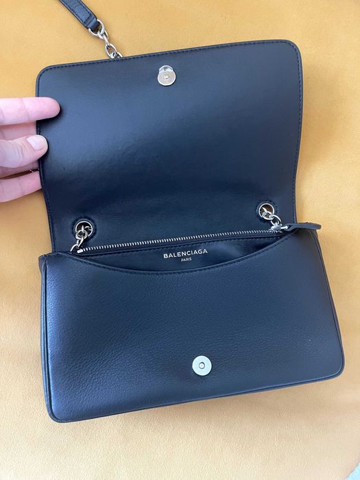 Оригинална ежедневна чанта на Balenciaga от естествена кожа с лого на бранд