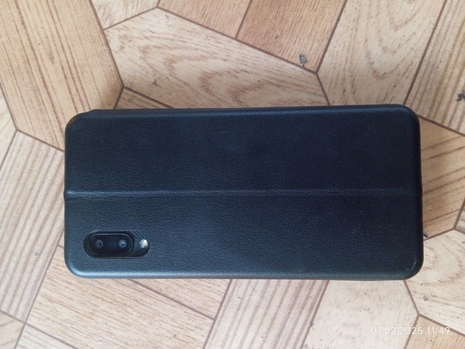 Самсунг телефон. А 02.