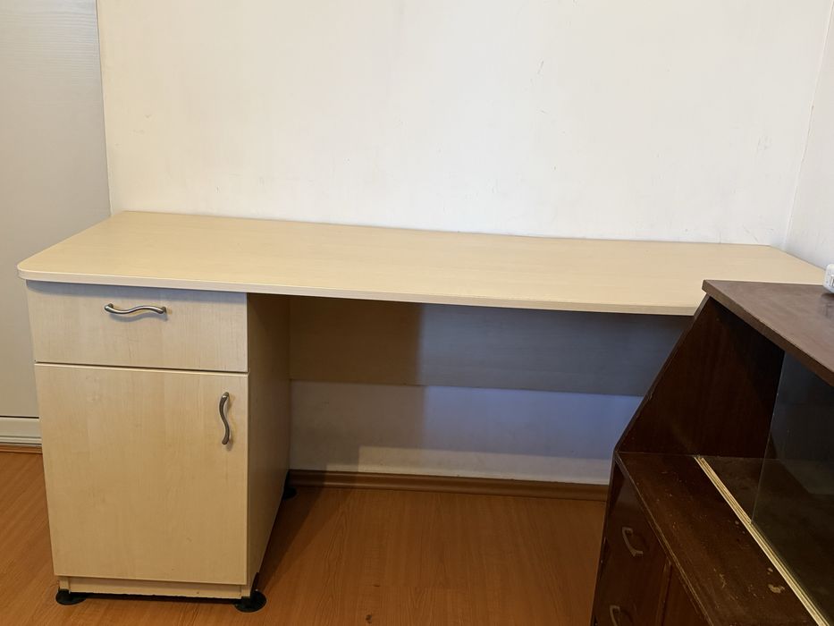 Ученическо /Офис бюро