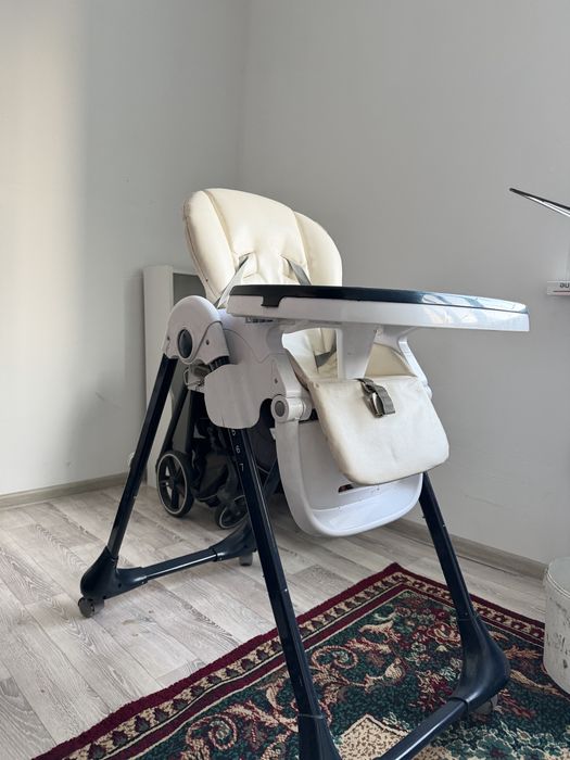 Продам Столик для кормления