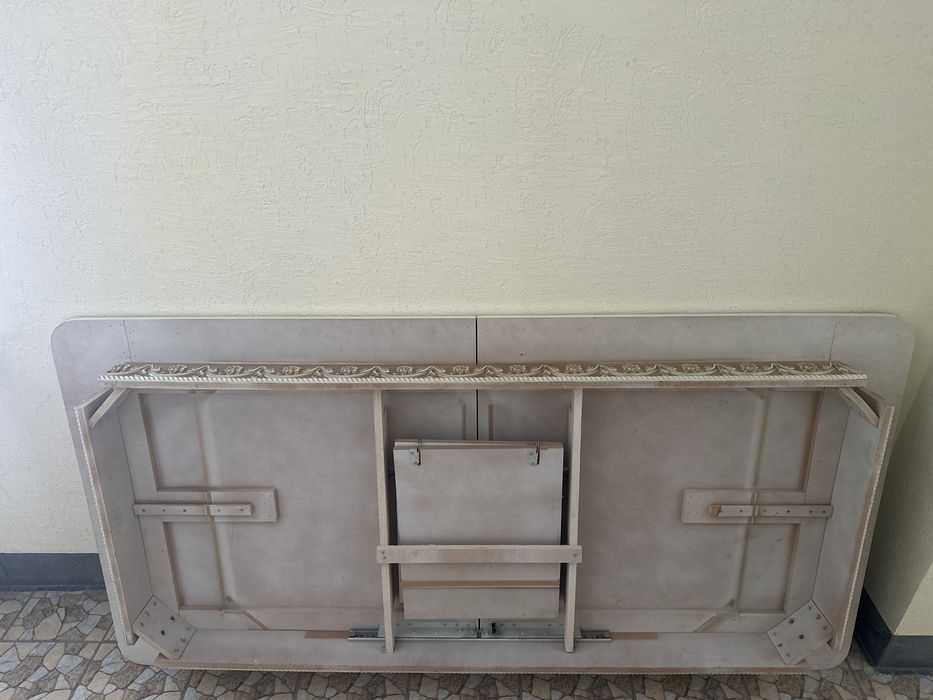 2,5-3м стол гостиный