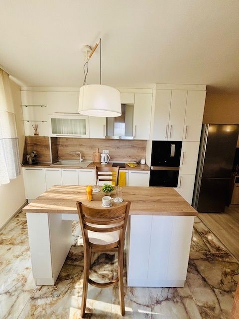 Апартамент за нощувки -гр.Варна, Свети Константин и Елена