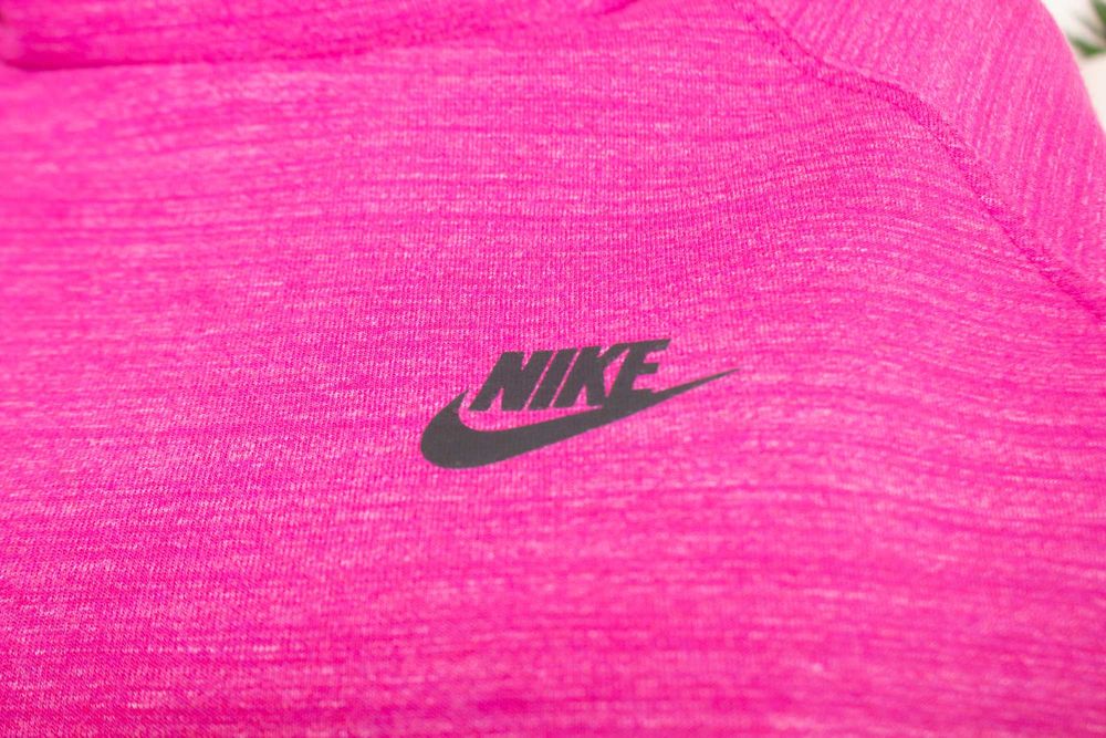 Nike Tech Fleece оригинално дамско худи цикламено розов суичър L