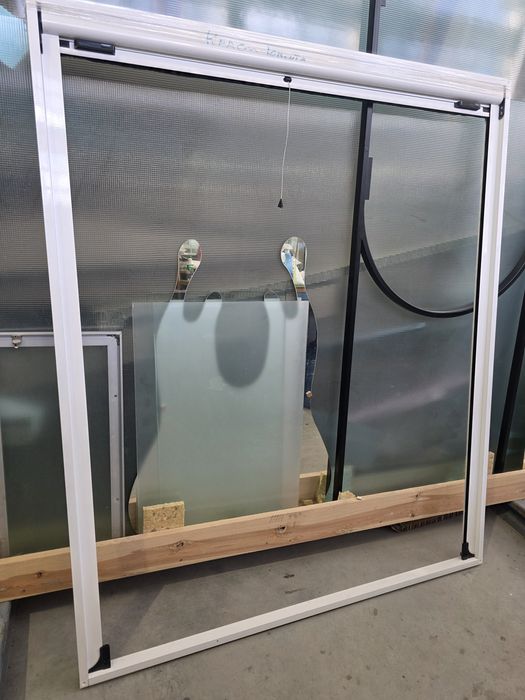 РОЛЕТЕН. Комарник. вс.161см.дл.134см.