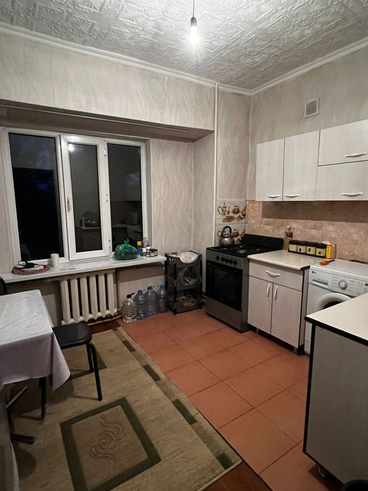 Продам 1ком кв 2 этаж