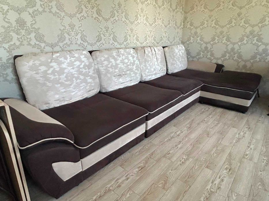 Продам угловой диван