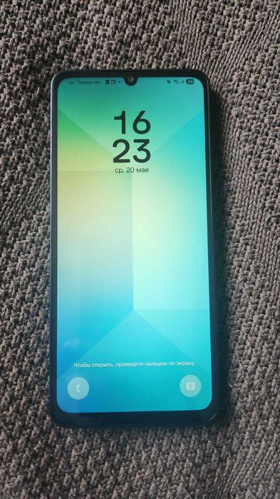 Samsung Galaxy A06 в отличном состояний.