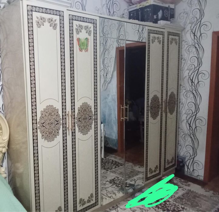СРОЧНО Продается Спальный гарнитур б/у