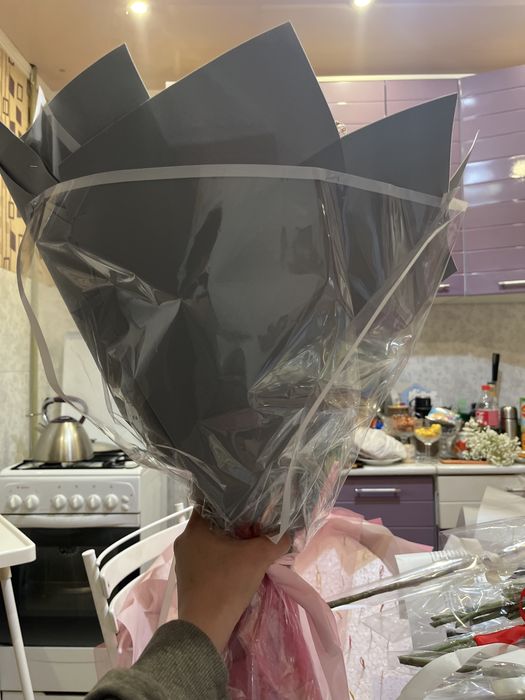 Кустовые розы продаю