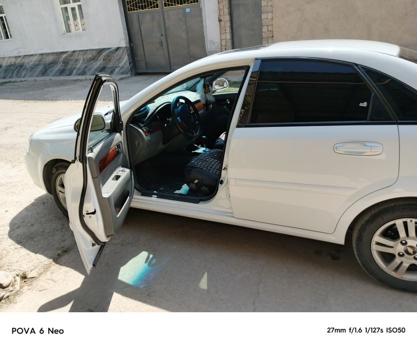 1.8 Л  293.000.км 2012 Г