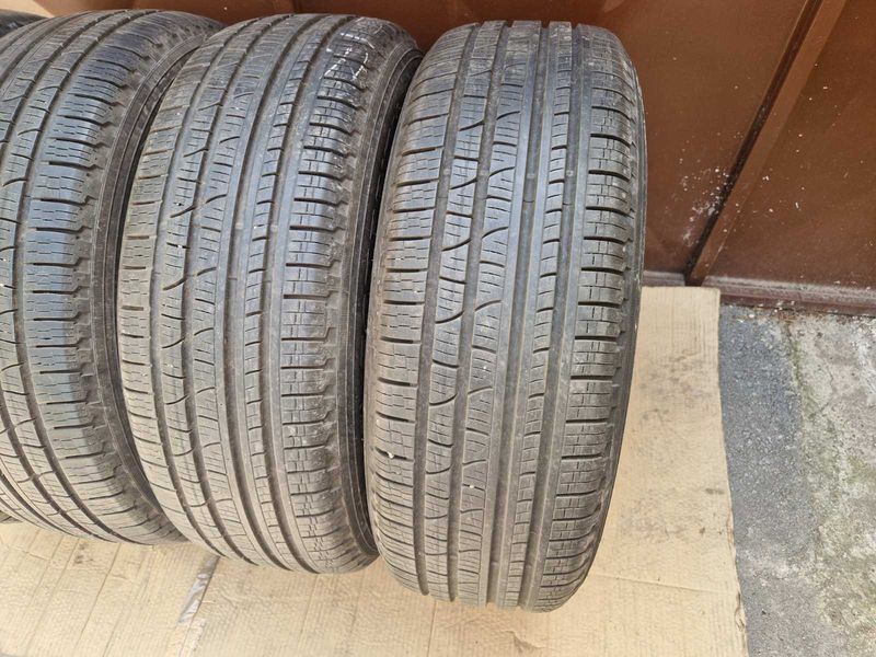 4 Pirelli R17 215/65
всесезонни гуми
DOT4620