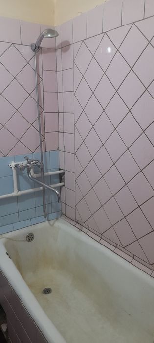 4 хонали ижараси 300 долла ижарар