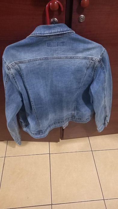 Джинсовая куртка