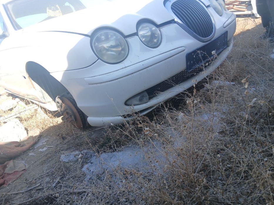 Ягуар аварини док нет