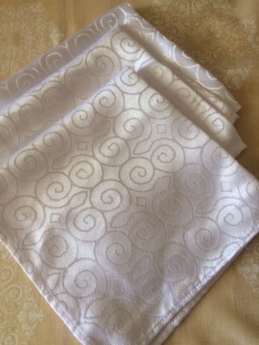 Сервировочные салфетки к столу