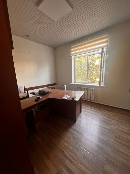 Сдам помещение рядом с м. бодомзор